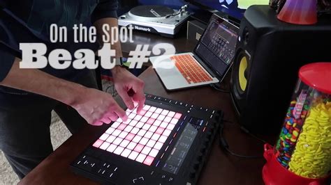 Making A Trap Beat On The Spot With Ableton Live And Ableton Push 2 Youtube