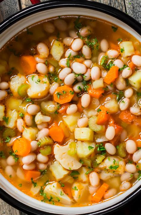 Rustic Autumn Vegetable Soup In 2020 White Bean Soup Bean Soup