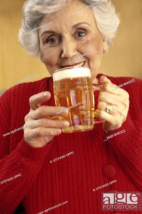 One Mature Woman Beer Foto De Stock Imagen Derechos Protegidos Pic Mar W49322 Agefotostock