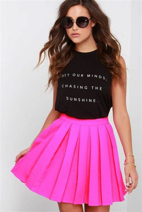 Cute Skater Skirt Outfit Ideas To Try This Season