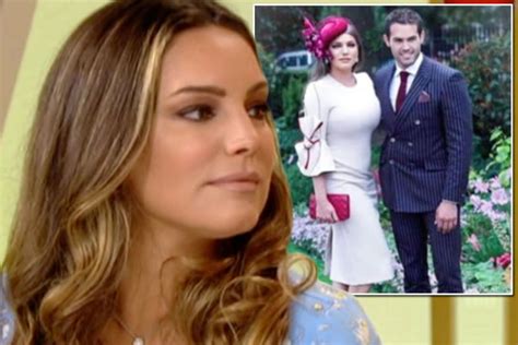 Kelly Brook Defends Photoshopping Her Pictures To Make Her Waist Smaller Mirror Online