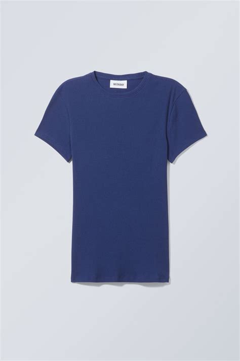 Enges Geripptes T Shirt Navyblau Ladies Handm De