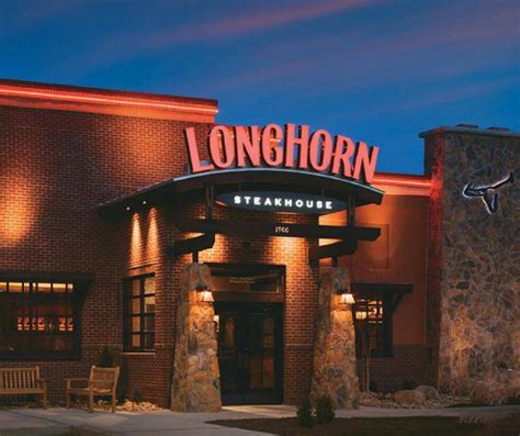 Top 10 Restaurants Near Orlando Airport