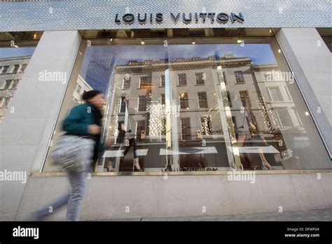 Louis Vuitton Sloane Street Number 1 Iqs Executive