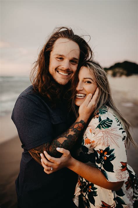 Cute Beach Couples Photos Beach Engagement Photoshoot Fun Couples