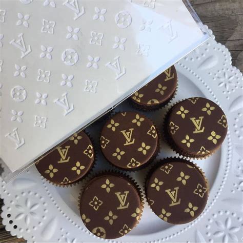 We did not find results for: Louis Vuitton Stencil #1 in 2020 | Louis vuitton cake ...