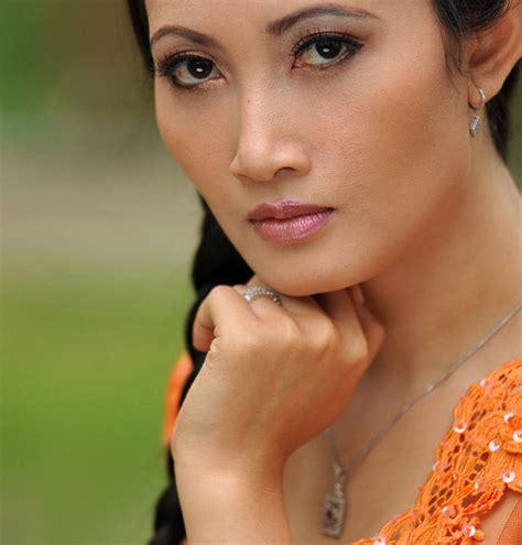 Love Beauty Indonesian Women By Poetrafoto Wedding Photographer