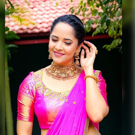anasuya bharadwaj glamour ladies saree photoshoot glamour