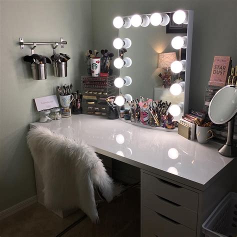 17 DIY Vanity Mirror Ideas to Make Your Room More Beautiful | Diy ...