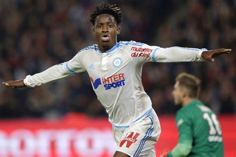 The striker is set to leave the club following the signing of romelu lukaku. Chelsea To Sign Striker Michy Batshuayi