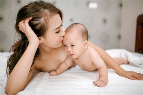 Nude In Breastfeeding