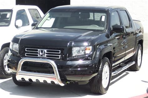 Inside, you'll find surprisingly upscale amenities, including the available. SteelCraft® - Honda Ridgeline 2006 3" Bull Bar with Skid Plate