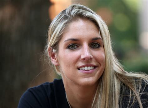 Elena Delle Donne Reveals She S A Lesbian Her Gf In Vogue Interview
