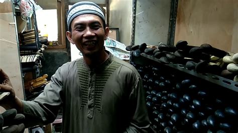 Ada pisau daging, pisau roti, hingga pisau carving untuk membuat hiasan dari buah dan sayuran. Mengenal Jenis-Jenis Golok, Pisau, Sabit Beserta Fungsinya ...