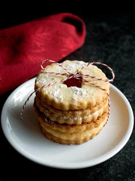 Looking for the best cookie recipes? Traditional Austrian Linzer Cookies | Recipe | Linzer cookies, Cookie recipes, Baking