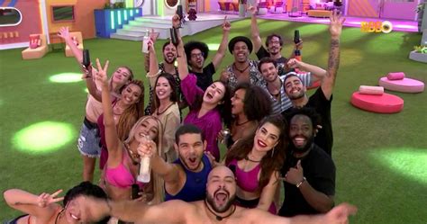 Jan 18, 2022 · foi dada a largada para mais uma edição do bbb, e tadeu schmidt surpreendeu os participantes com a dinâmica do jogo da discórdia. Flertes, jogo da discórdia e chegada do 'camarote' marca ...