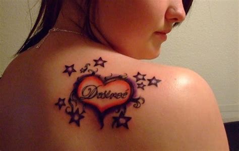 Las mejores letras para tatuajes y geniales diseños. Los tatuajes de estrellas en la espalda