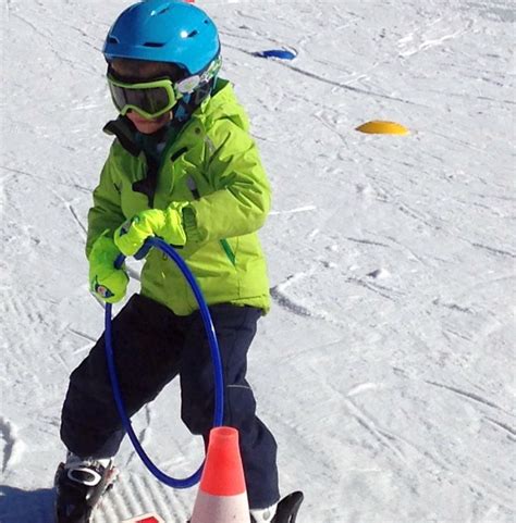 1 bis 2 stunden täglich sind empfehlenswert. Wann lernen Kinder Skifahren? | Skifahren, Skier, Kinder
