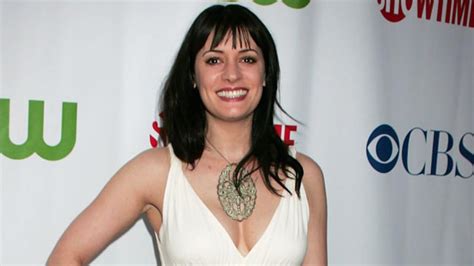 Paget Brewster Returns To Criminal Minds Entertainment Tonight