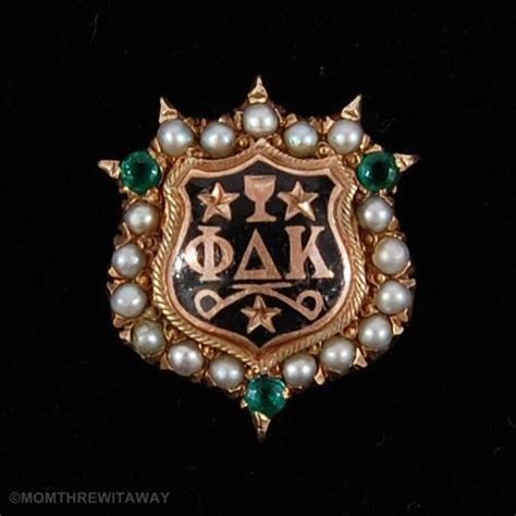 Phi Delta Kappa With Emerald Points Indiana University Sorority And