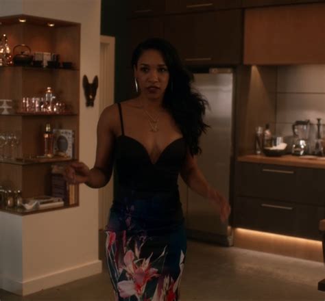 Candice Patton nude pics página 1