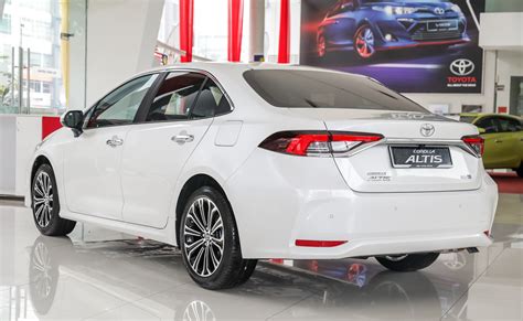 Fortunately, the new toyota altis 2020 builds on the strengths of the authentic, providing extra space, a classier feel and improved efficiency. Toyota-Malaysia-Corolla-Altis-1.8G-2019-Showroom_Ext-2 ...