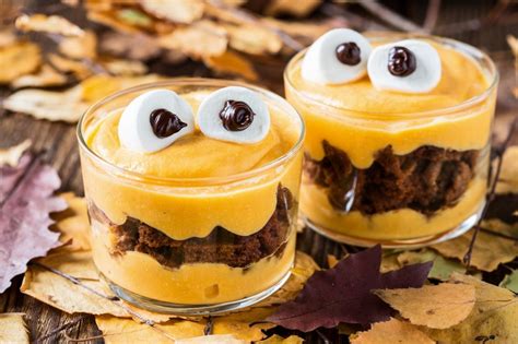 7 Ridiculously Easy Halloween Party Food Ideas For Kids