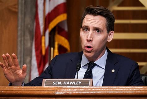 Top Missouri Paper Calls On Senate To Investigate Josh Hawley Over His Jan 6th Actions