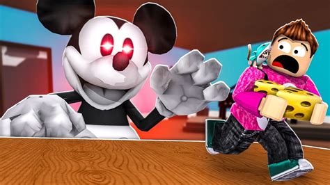 Mickey Mouse Se Convierte En Piggy Kitty Cap 2 Cerso Roblox Youtube