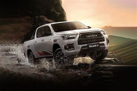 Discontinued Toyota Hilux Pick Up 25l Mt Features And Specs Oto