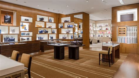 Currently, there are no showtimes available in landmark plaza frontenac on tuesday dec 15, 2020. Louis Vuitton Saint Louis Plaza Frontenac in St.Louis, MO ...