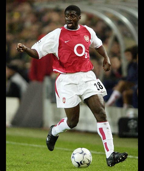 Kolo Toure playing for Arsenal | The 20 best Arsenal signings | Sport