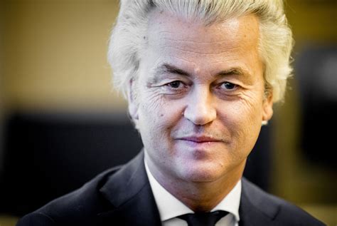 Geert wilders is a dutch politician. Geert Wilders cancelt cartoonwedstrijd Mohammed