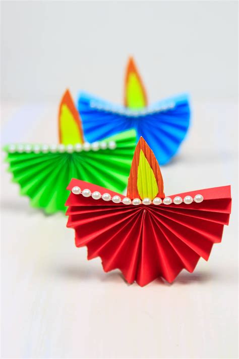 Accordion Fold Diwali Paper Diya Craft | Diwali craft, Diwali ...