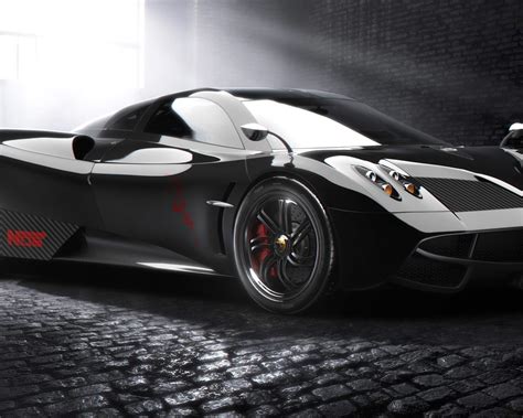 Free Download Huayra Supercar Black Wallpaper 1280x1024 Resolution