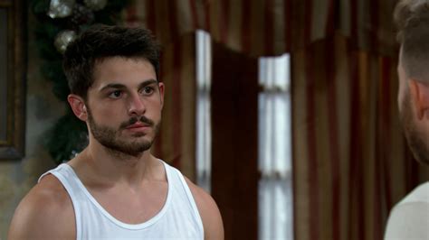 Auscaps Zach Tinker Shirtless In Days Of Our Lives