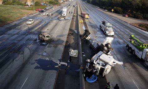 60 Freeway Fully Reopens After Fatal Multi Vehicle Crash Los Angeles