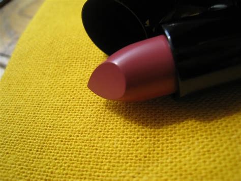 Edward Bess Night Romance Ultra Sleek Lipstick The Non Blonde