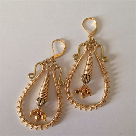 Everyday Bijoux Wire Wrapped Gold Chandelier Earrings