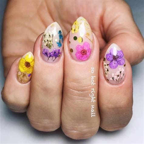 Mini dried pressed flowers for nail art manicure/pedicure deco. Short Stiletto Nails Seeking Attention ...