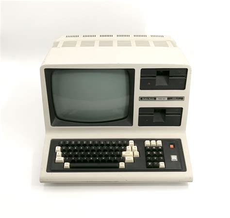 Homecomputermuseum Tandy Trs 80 Model 4