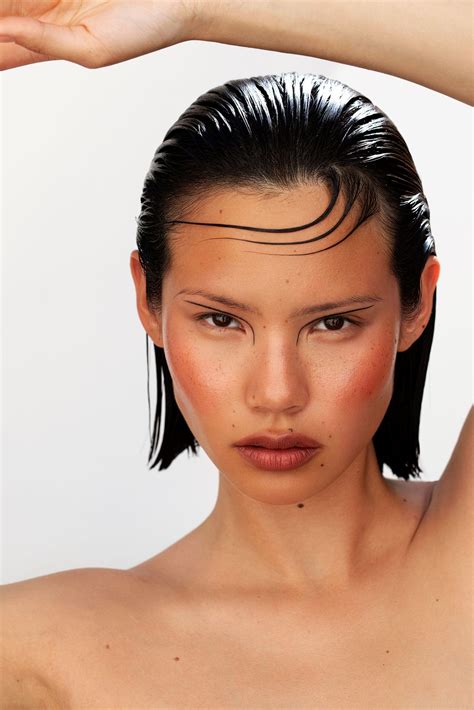 Beauty Fashion Holly Broomhall Photographer Official Website Wet Look Hair Wet Hair Hair