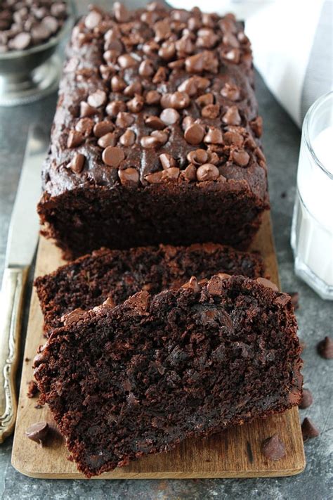 easy chocolate banana cake