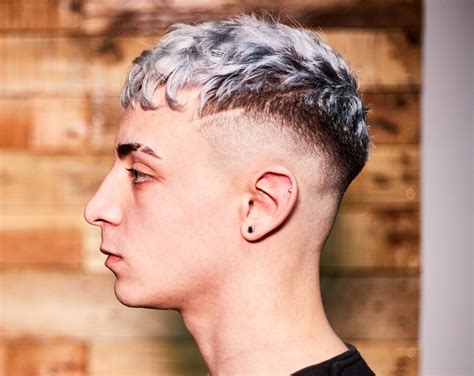 22 Cool Silver Hair Ideas For Men In 2023 Hairstylecamp Affopedia
