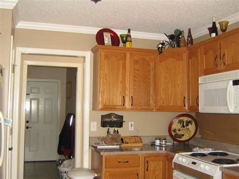 If you really love red, orange, or yellow, the best way. Finding the Best Kitchen Paint Colors with Oak Cabinets ...