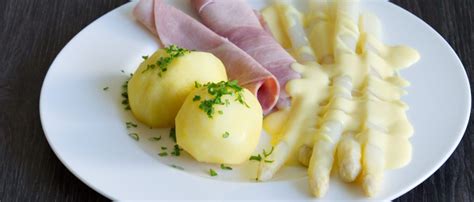 Traditional German White Asparagus With Boiled Potatoes