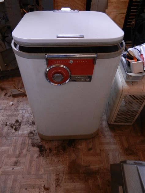 1950s Ge Portable Dishwasher For Sale