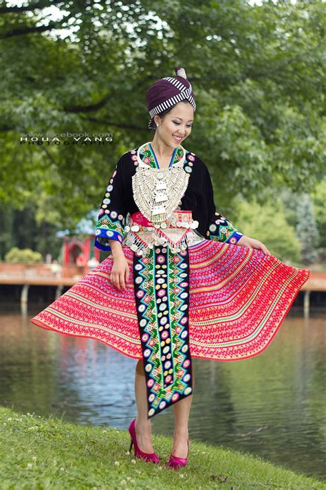 Different Hmong Groups Hmong Clothes Traditional Outfits Hmong Fashion