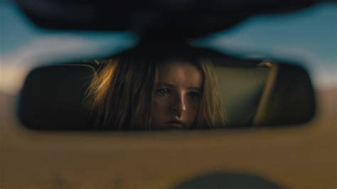 Nonton Hereditary (2018) Film Subtitle Indonesia | IDFLIX Official