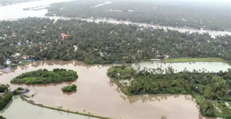 Fake News Shah Rukh Khan Never Donated ₹5 Cr To Kerala Flood Victims